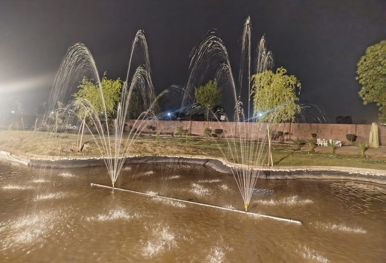 Fountain installed in Lahore